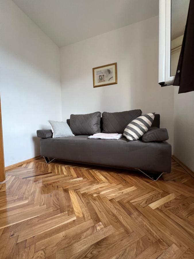 Ksenia Guesthouse Apartments And Studios Budva Exterior foto