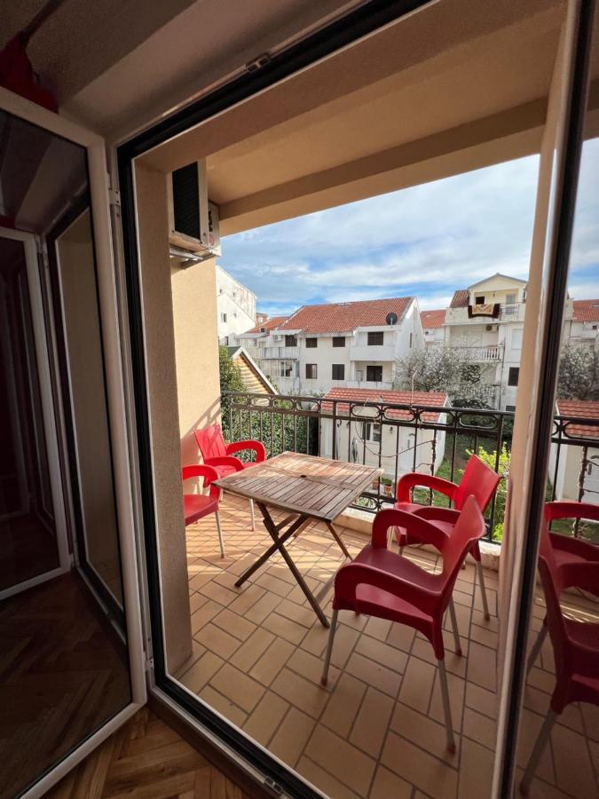 Ksenia Guesthouse Apartments And Studios Budva Exterior foto