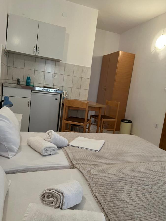 Ksenia Guesthouse Apartments And Studios Budva Exterior foto