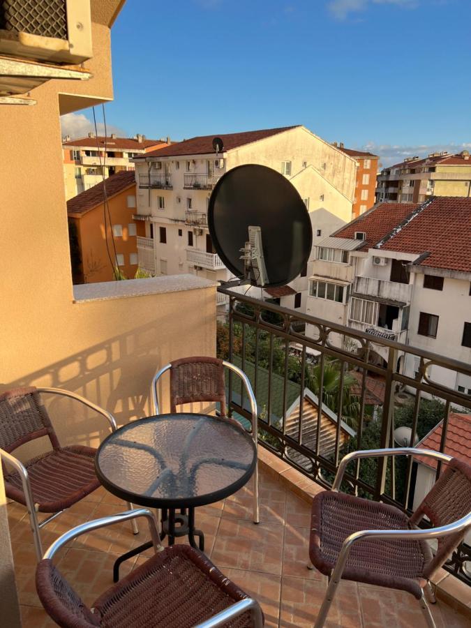 Ksenia Guesthouse Apartments And Studios Budva Exterior foto